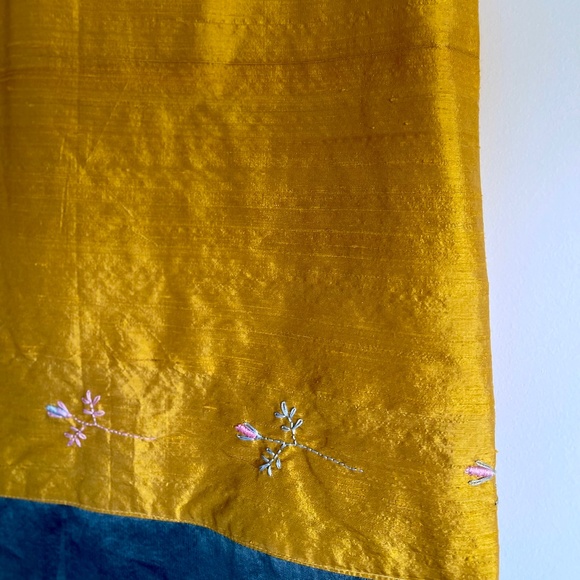 SALE! NWOT Wilson Stokoe Slub Silk Knee Length Skirt ~ Size 10 (US) - Picture 7 of 9